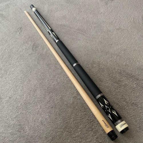 Chinese made billiard cue with - cue,